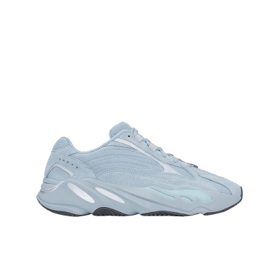 Adidas Yeezy Boost 700 V2 医院蓝椰子老爹鞋 FV8424